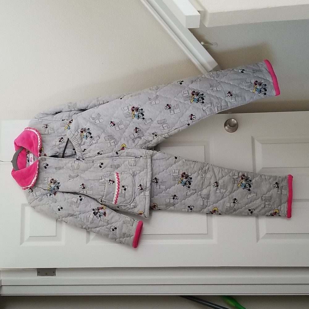 Women's Gray and Pink Quilted Pajama Set